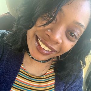 Meet your Posher, Dana